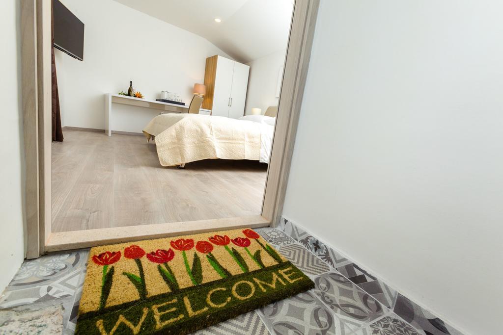 Apartments & Room Rollex Split Extérieur photo