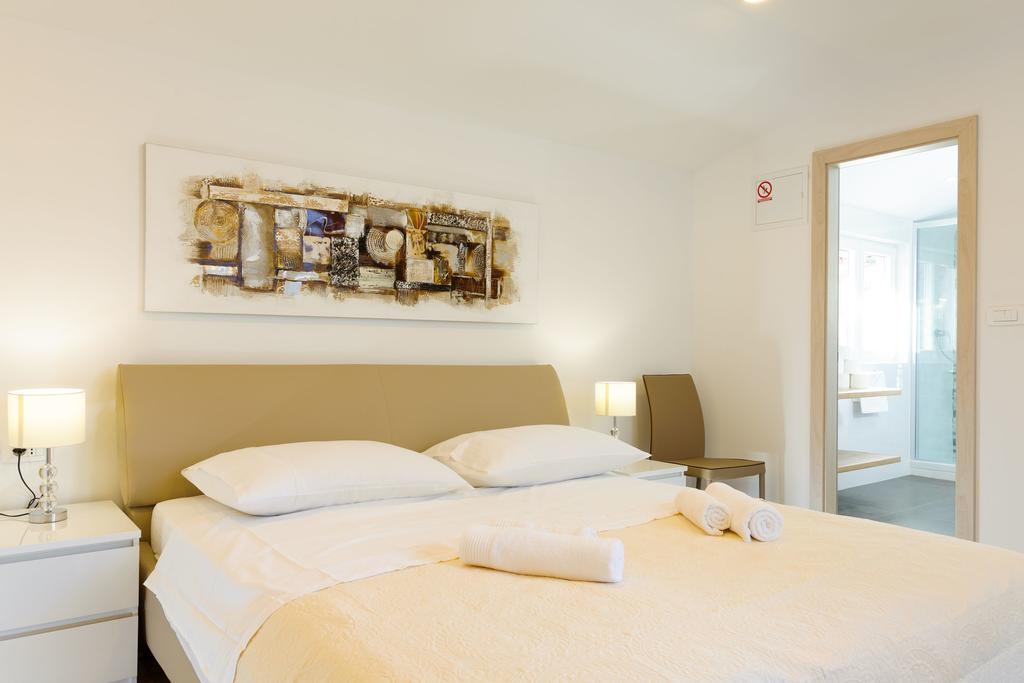 Apartments & Room Rollex Split Extérieur photo